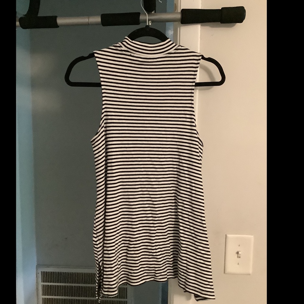 Black/white babydoll top